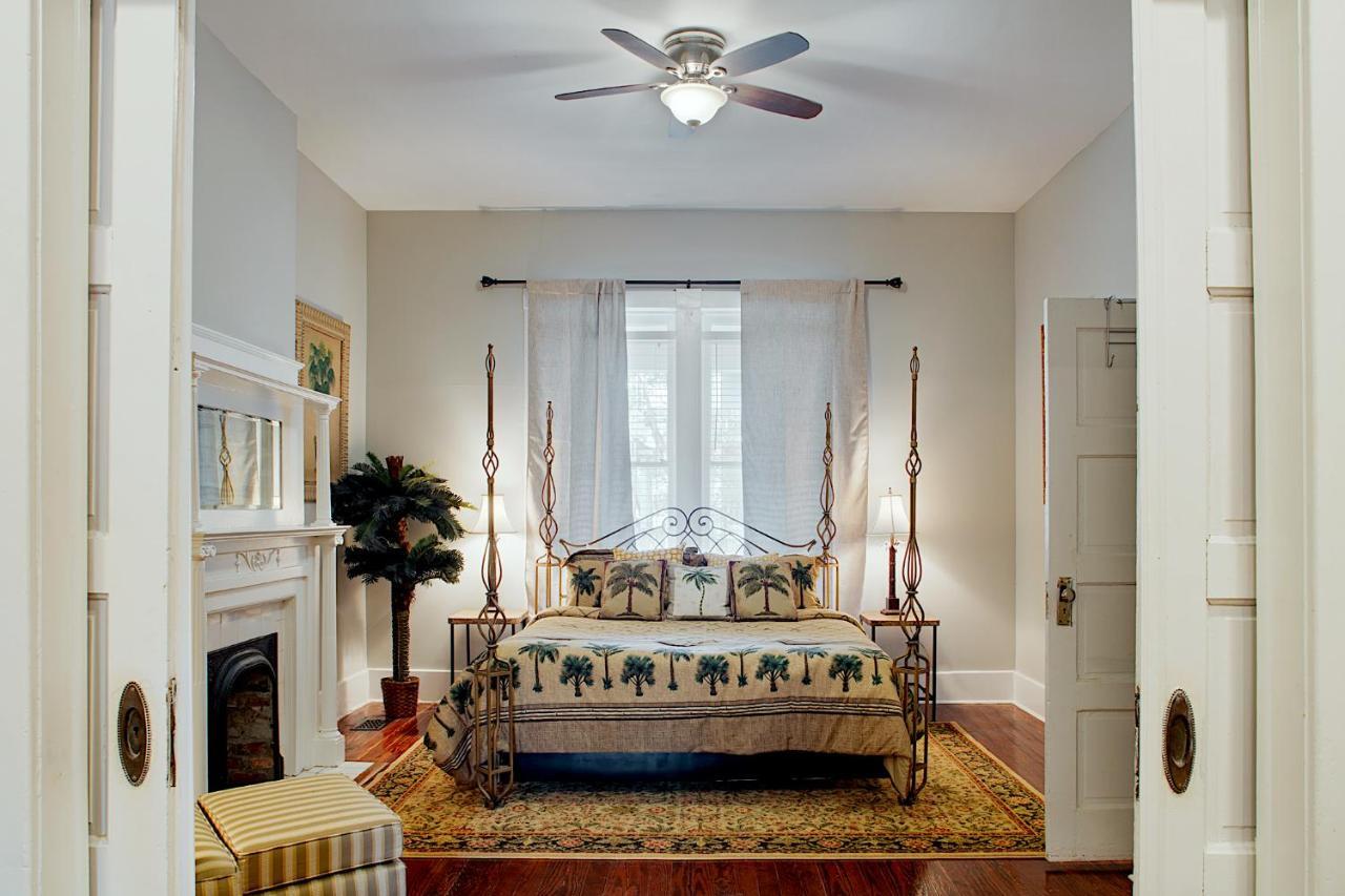 Newly Renovated Historic Savannah Townhome! Kültér fotó