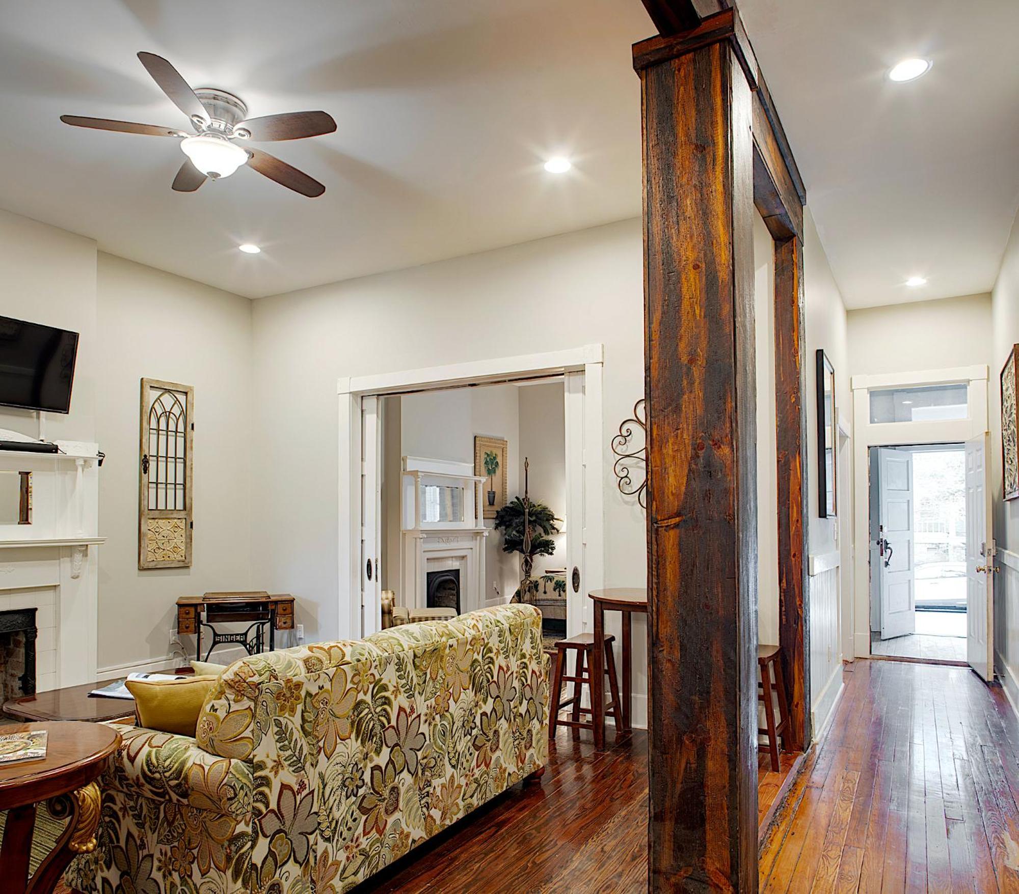 Newly Renovated Historic Savannah Townhome! Kültér fotó